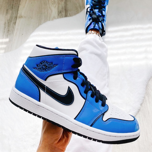 Nike Shoes - Nike air jordan 1 mid sneakers